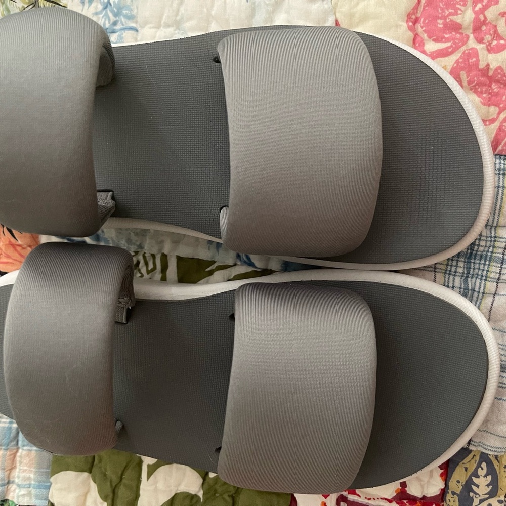 Koolaburra by Ugg; Chic Gray Slide Sandals; new without tags or box